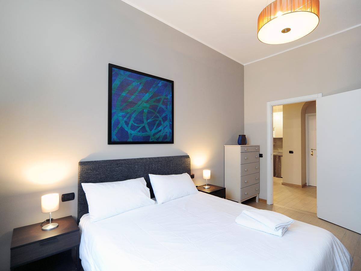 Urban District Apartments - Milan Old Town Central 2 Br Buitenkant foto